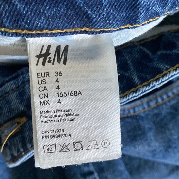 H&M size 4 jeans - Picture 3 of 8